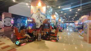 FUNWORLD Menjadi Pilihan Tempat Rekreasi Baru Untuk Khalayak Banyak Bagi Pengujung/Konsumen Poins Mall Lebak Bulus Jakarta  Menawarkan Tempat Rekreasi Keluarga Bisa Bermain di Funworld