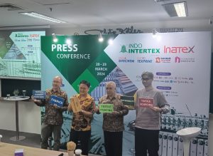 Jemmy Kartiwa (Ketum Asosiasi Pertekstilan Indonesia) ; “Kita b Berharap Juga Dari Permendag Nomor 36 tahun 2023 Ini Tidak Ada Penundaan Maupun Perubahan Karena Jika Ada Penundaan Atau Perubahan Kita Tidak tahu Apa Yang Harus Dilakukan Lagi”