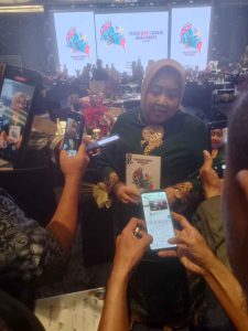 Prof. Dr. Hj. Anna Mariana SH., MH., MBA. Raih Nusantara Awards 2024 Kategori Penggerak UMKM dan Ekonomi Kreatif