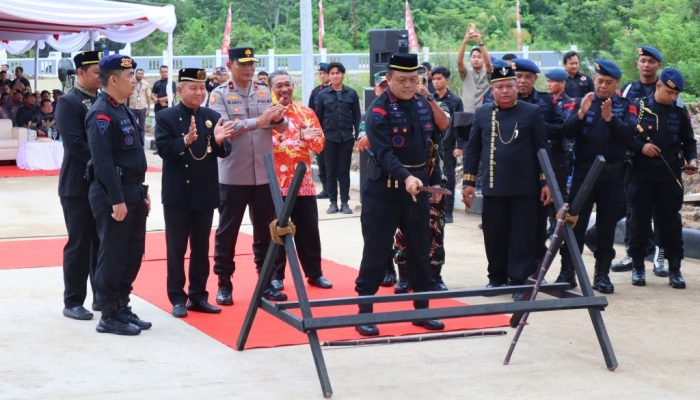Dankorbrimob Polri Komjen Pol Imam Widodo Resmikan Mako Pasukan Brimob II di Kukar