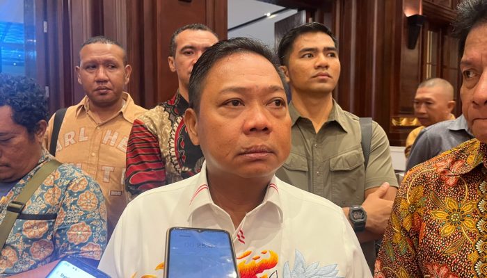 Hadiri Munas XV Gapensi, Ketua Umum LMP Arsyad Cannu Ucapkan Selamat kepada ARN