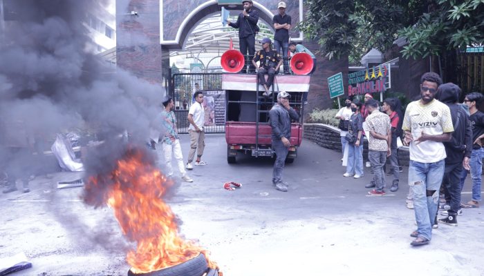 Geruduk Kejagung, Mahasiswa Papua Minta Johanes Rettob Segerah Ditetapkan Jadi Tersangka TPPU