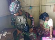 Patroli Kesehatan Satgas Yonif 503/Mayangkara Mengobati Pasien Sakit Malaria