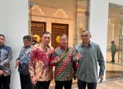 Inspektur Kostrad Mayjen Choirul Anam Hadiri Open House Natal KASAD