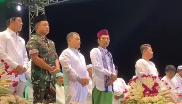 Haul Ibunda Haji Isam Dihadiri Puluhan Ribu Masyarakat Tanah Bumbu