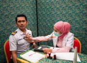 Persiapan Angkutan Lebaran, KAI Pastikan Kesehatan Petugas LRT Jabodebek Tetap Prima