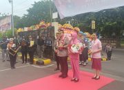 Polres Metro Kota Bekasi Menggadakan Upacara Serah Terima Jabatan Kapolres Metro Kota Bekasi Kombes Pol. Dani Hamdani, S.I.K, M.P.M Kepada Kombes Pol. Kusumo Wahyu Bintoro, S.H, S.I.K, M.H Di Kantor Kapolres Metro Bekasi