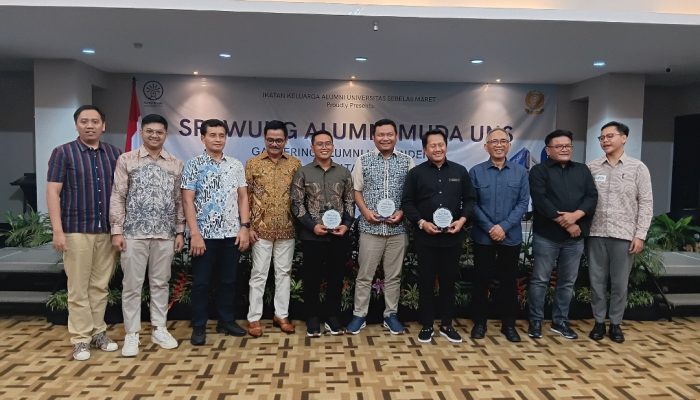 Sukses Usia Muda: Alumni FKIP UNS Eko Pujianto Bongkar Tips IPO di Forum Alumni