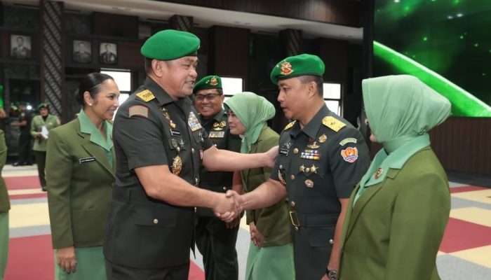 Brigjen TNI Tato Hadiyan Resmi Jabat Kapusbekangad Gantikan Mayjen TNI Budi Handoyo