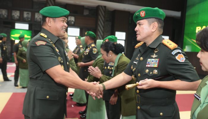 Mayjen Rano Tilaar Resmi Jabat Gubernur Akmil