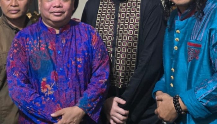 Duli Yang Maha Mulia Maharaja Kutai Mulawarman: Majelis Adat Indonesia sebagai Penjaga Kedaulatan Budaya dan Moral Bangsa