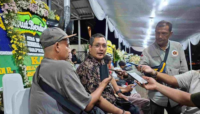 Putera Sukarno Takziah ke Rumah Duka Jenderal Try Sutrisno, Tekankan Keteladanan dan Pengabdian