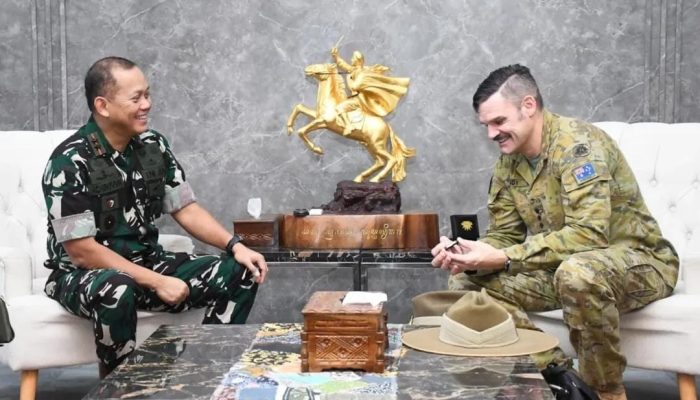 Pangdam IV/Diponegoro Terima Courtesy Call Atase Militer Australia 