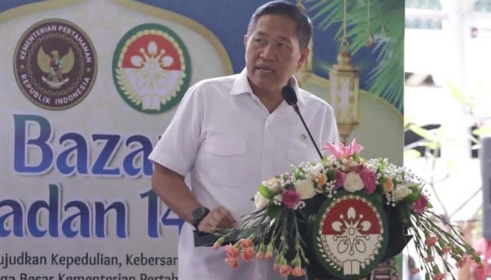 Wamenhan Buka Bazar Ramadan Kemhan 
