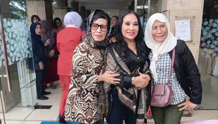 Neneng Anjarwati Tuty ; “Kepergian Alm Jend. (Purn) Try Sutrisno Meninggalkan Kesan Mendalam Secara Pribadi &  Mengenang Sosok Almarhum Sebagai Figur Hangat Dan Penuh Perhatian”