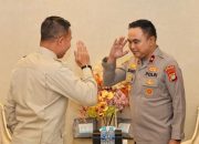 Wakapolda Metro Jaya Terima Brevet Kehormatan Paspampres Setia Waspada
