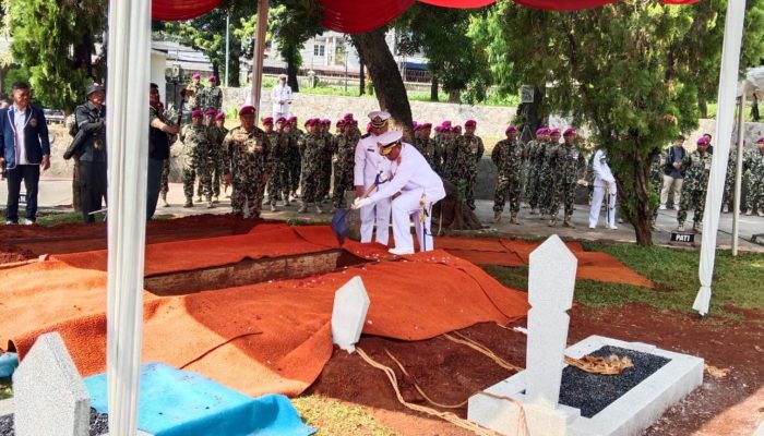 Mantan Komandan Korps Marinir ke-12 Letjen Suharto Meninggal Dunia, Jenazah Dimakamkan Di TMP Kalibata