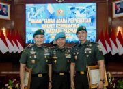 Asintel Kasdam Jaya Terima Brevet Kehormatan Setia Waspada Paspampres