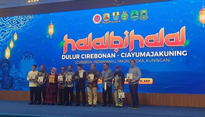 Anggota Paguyuban Dulur Cirebonan Ciayumajakuning Yang Berada Di berbagai Posisi Strategis Termasuk Di DPR & Pemerintahan Menjadi Kekuatan Dalam Menghadirkan Investasi Serta Mendorong Alokasi Anggaran Pembangunan Dari APBN Maupun APBD
