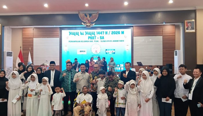 Perkumpulan Keluarga Kabupaten Tegal Slawi Ayu (PKKT-SA) Menggelar kegiatan Halal Bihalal, Bupati Tegal Ischak Maulana Rohman ; “Pemandian Air Panas Guci Disebut Sebagai salah satu Destinasi Unggulan Yang Memiliki Keunggulan Air Panas Alami”