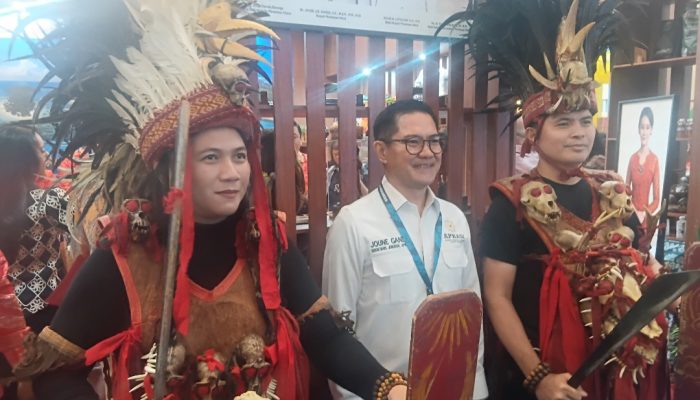 Dr. Joune J.E. Ganda, S.E., Dalam Keikutsertaan Pameran APKASI 2026, Terus Mendorong Pengembangan Ekonomi daerah Pemkab Minahasa Utara Melalui Sektor Kuliner, UMKM, Pariwisata Dan Investasi