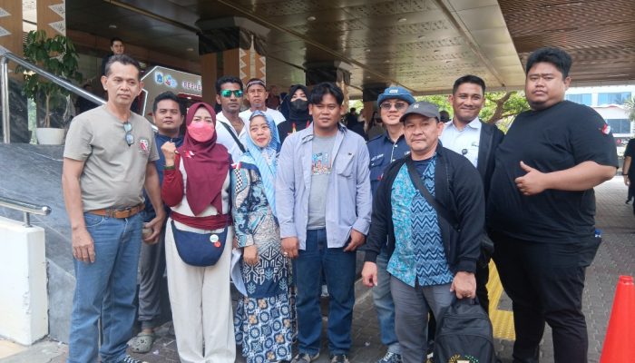 Pedagang Pasar Jaya Sunter Podomoro ; “Revitalisasi Di Pasar Jaya Sunter Podomoro Mewajibkan Pedagang Membayar Rp 39juta Permeter Persegi Untuk Los Atas, Rp 49 juta Permeter Persegi Untuk Kios Lantai Bawah Sangatlah Tidak Masuk Akal”