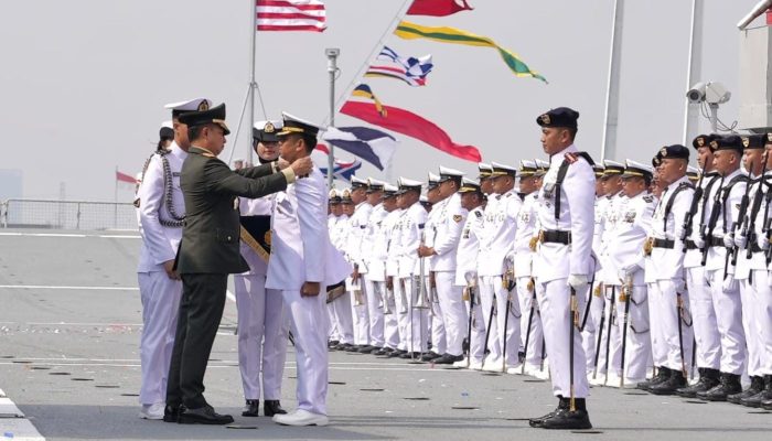 Panglima TNI Resmikan KRI Sriwijaya-100, Simbol Baru Modernisasi Kekuatan Maritim Indonesia