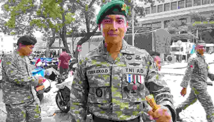 HUT ke-81 TNI Berlangsung Meriah, Danyonif TP 536/DDS Letkol. Inf. Yudi Eko D, Tegaskan Komitmen Pengabdian 100 Persen untuk Rakyat