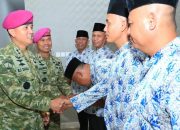 Dukung Pembinaan Mental Spiritual, Danpasmar 1 Lepas Prajurit Pasmar 1 untuk Ibadah Umrah