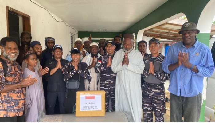 HADIRKAN KEPEDULIAN, SATGAS PORT VISIT 2026 GELAR BAKTI KESEHATAN DAN SOSIAL DI VANUATU
